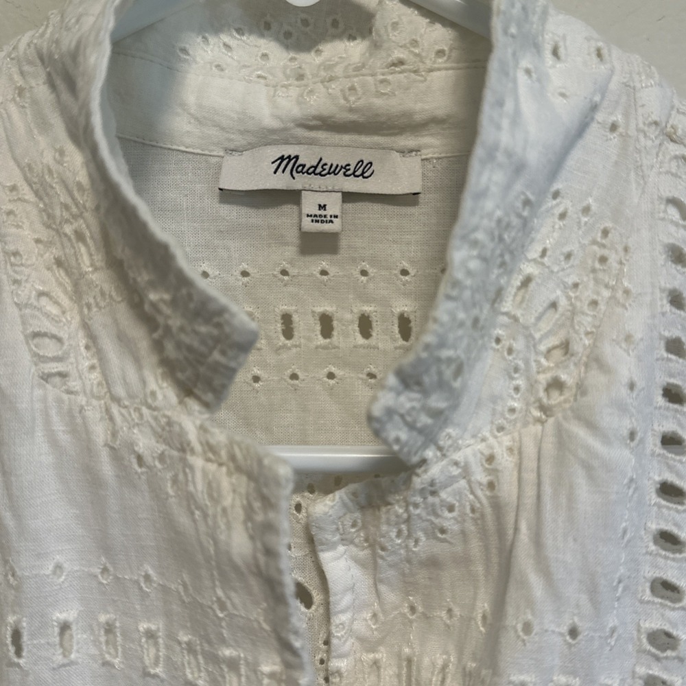 Madewell Women's Eyelet Button-Up Camp Shirt White Sz Medium Linen Blend - Picture 3 of 5